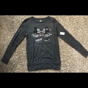 Disney kissing Minnie & Mickey shirt - bejeweled